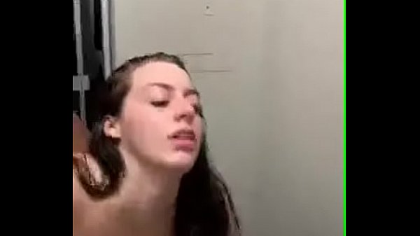 Γαμήσια με μελαχρινή Ελληνίδα